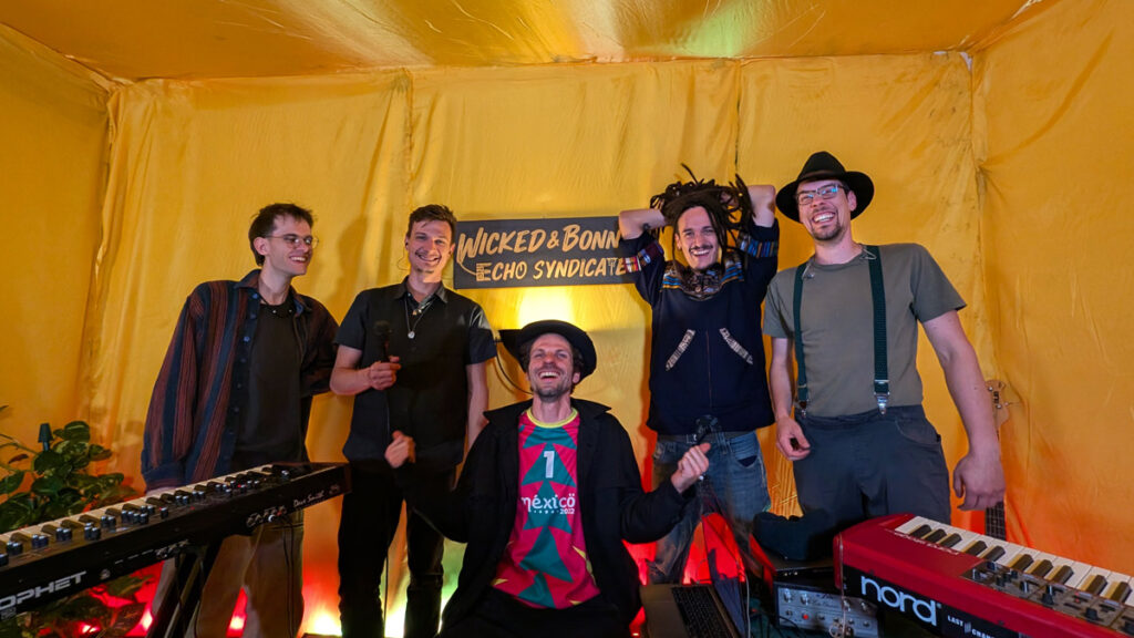 Wicked and Bonny`s Echo Syndicate